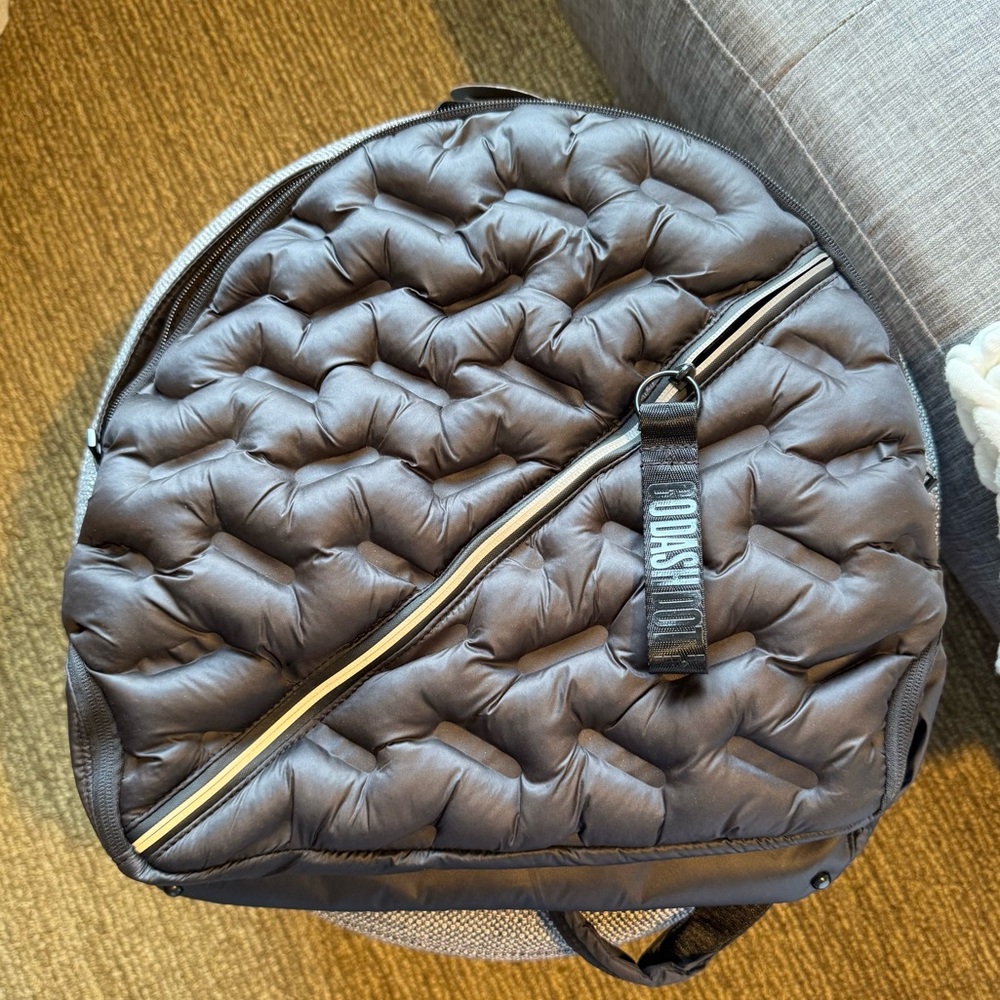 Go Dash Dot black puffer backpack #backpack